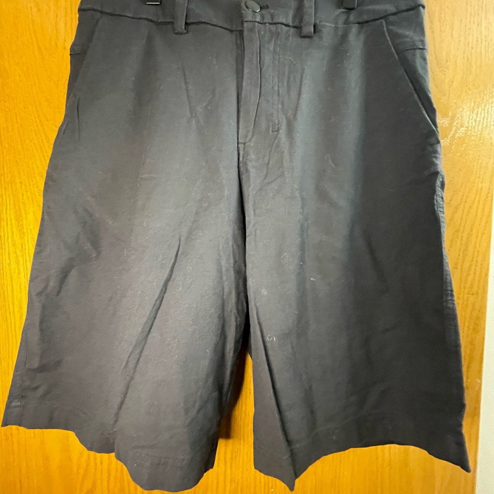 Lululemon Men's Black Casual Shorts 32